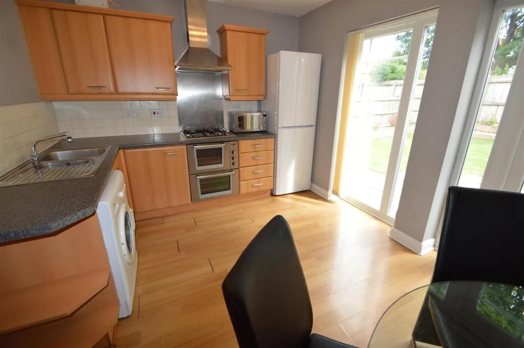 4 bedroom town house for rent