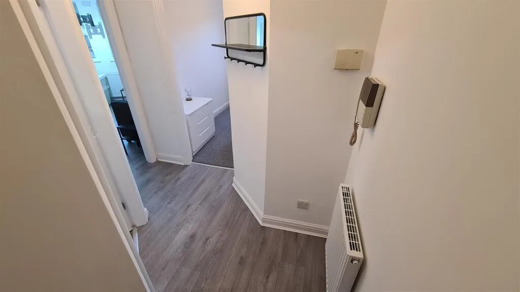 2 bedroom ground floor flat for rent