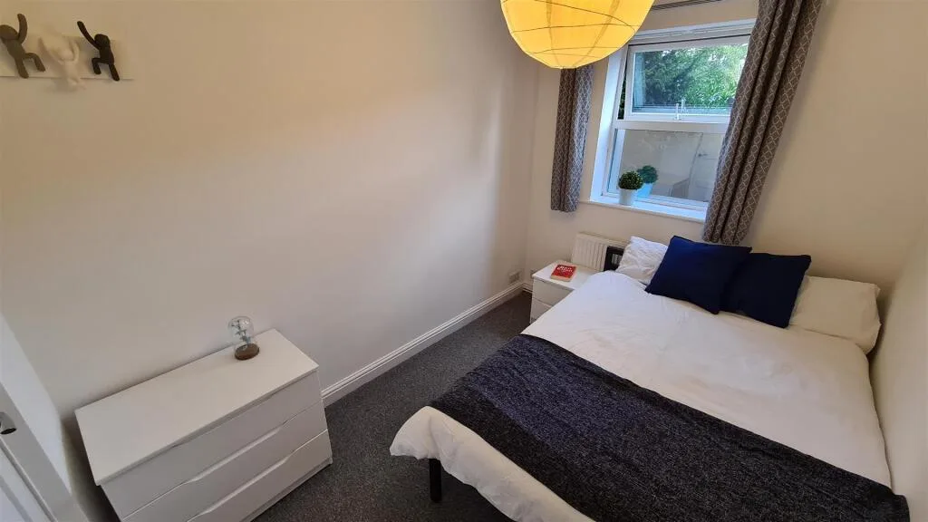 2 bedroom ground floor flat for rent