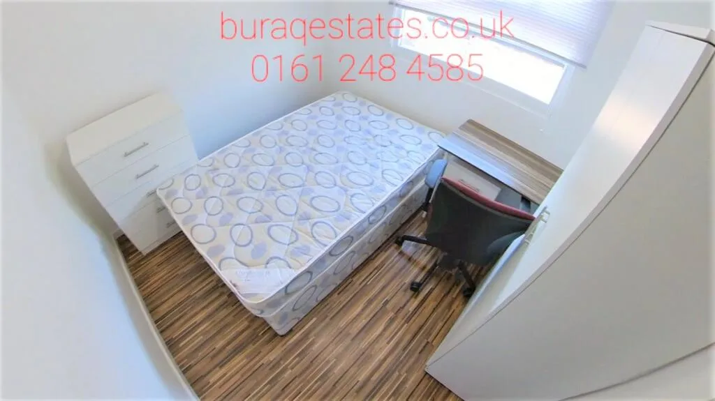 6 bedroom house for rent
