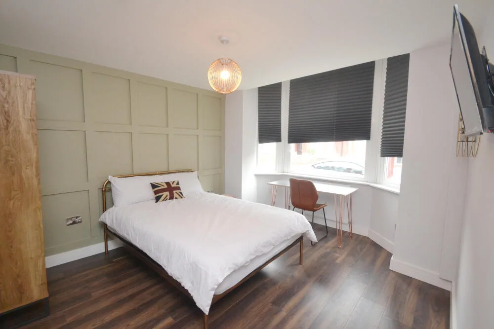 6 bedroom terraced house for rent