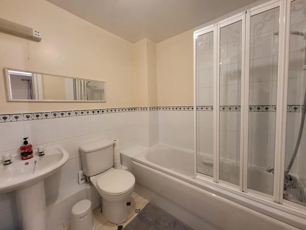 3 bedroom apartment for rent