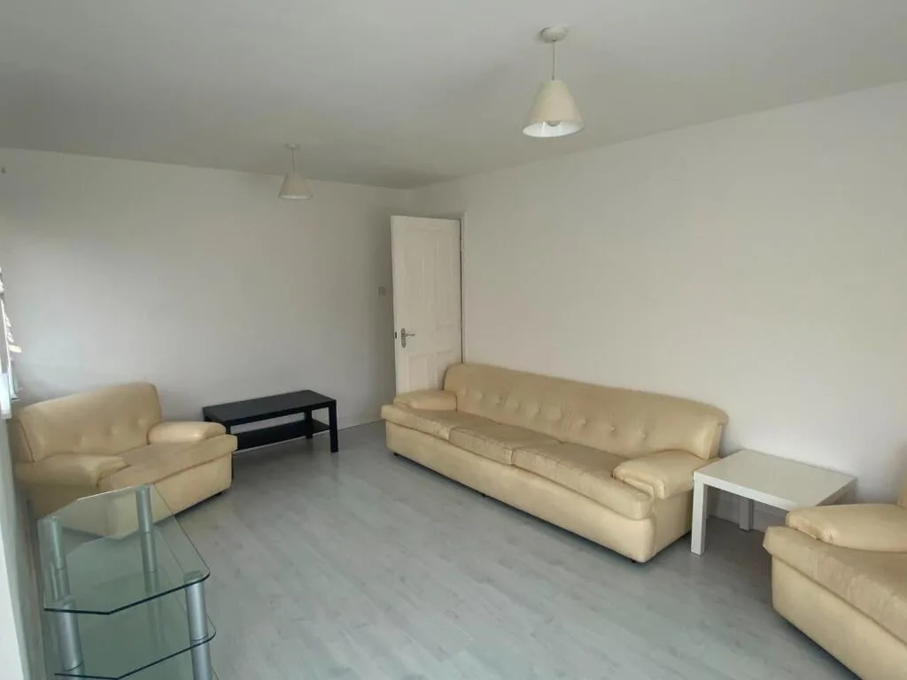 3 bedroom apartment for rent