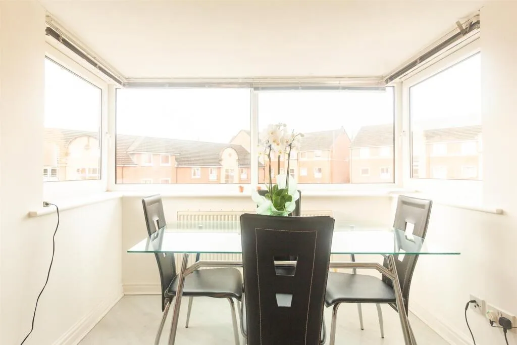 3 bedroom apartment for rent