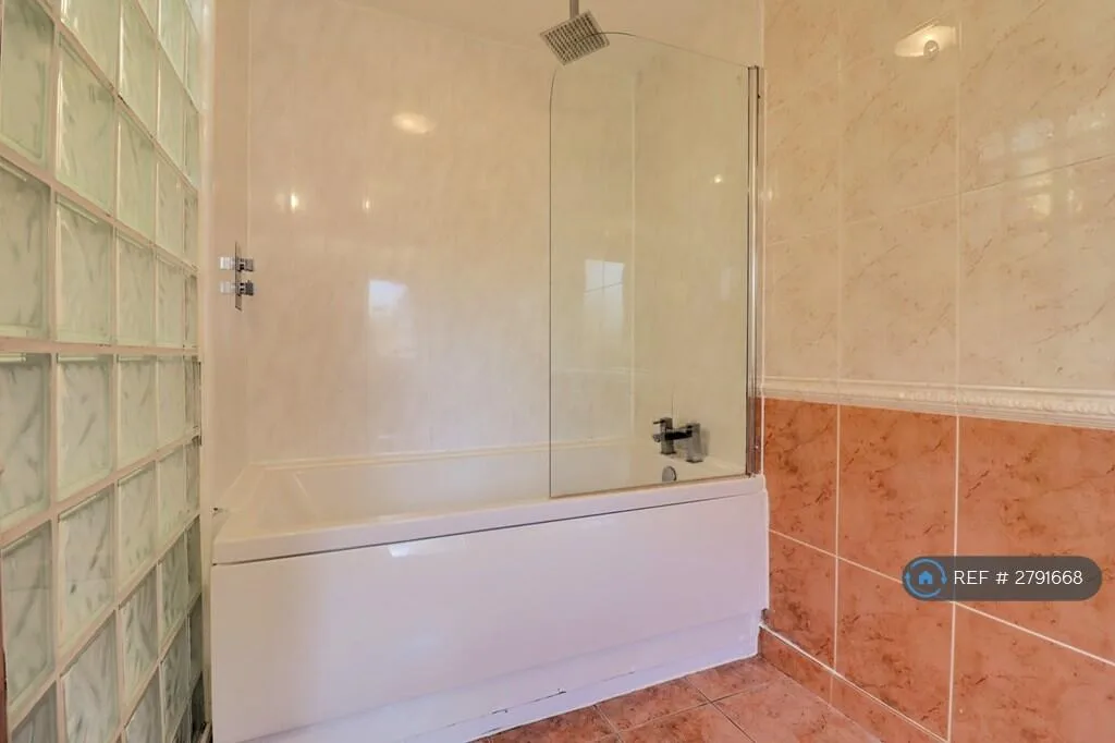 3 bedroom penthouse for rent