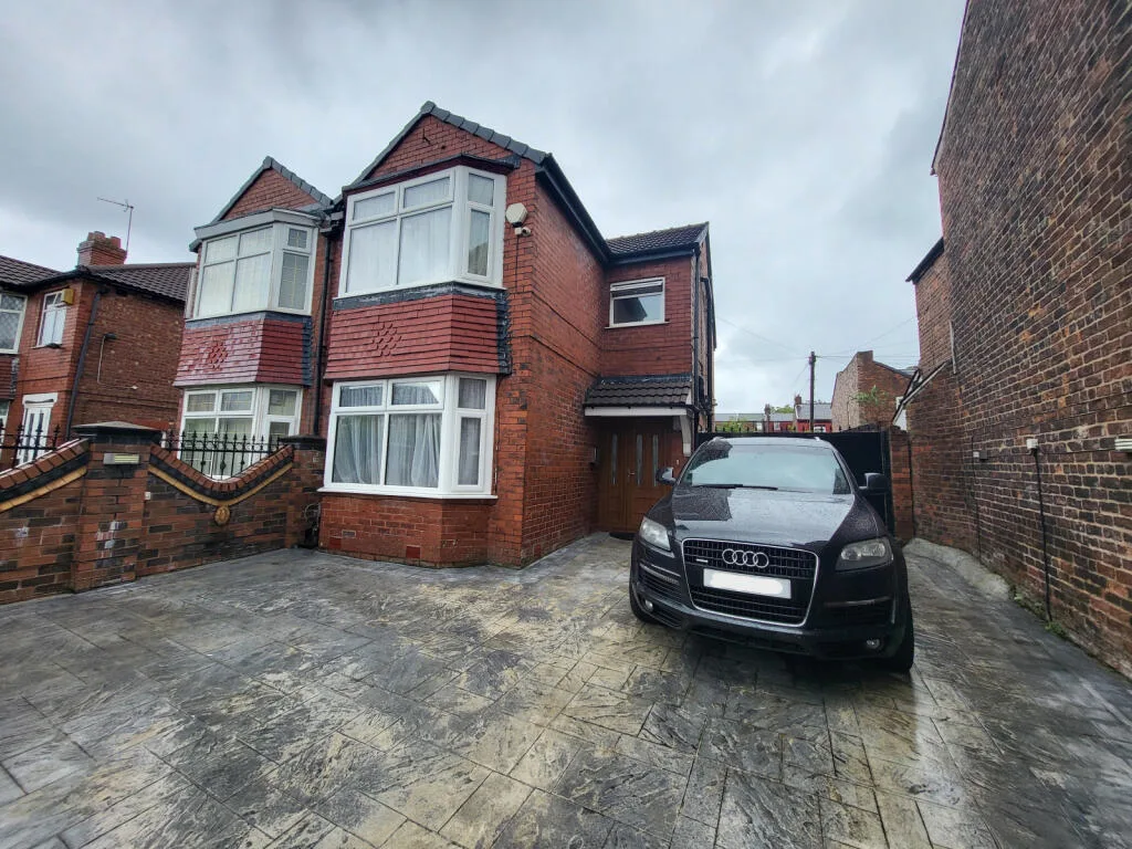 1 bedroom semi-detached house for rent