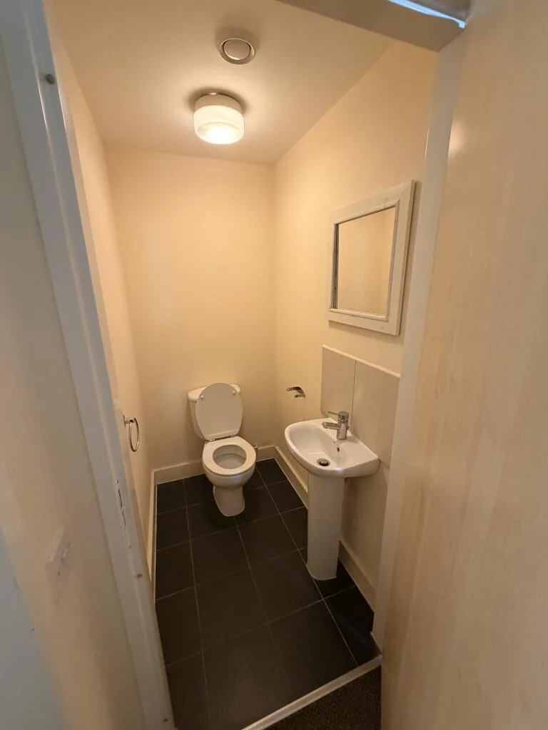 3 bedroom flat for rent