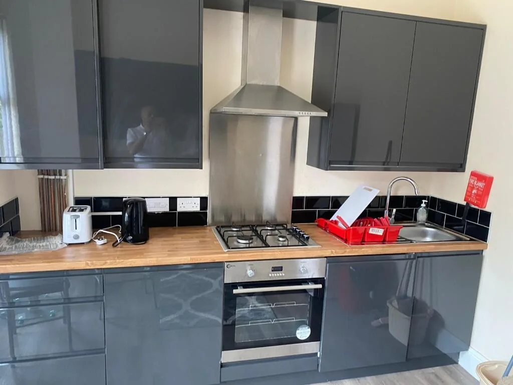 4 bedroom semi-detached house for rent
