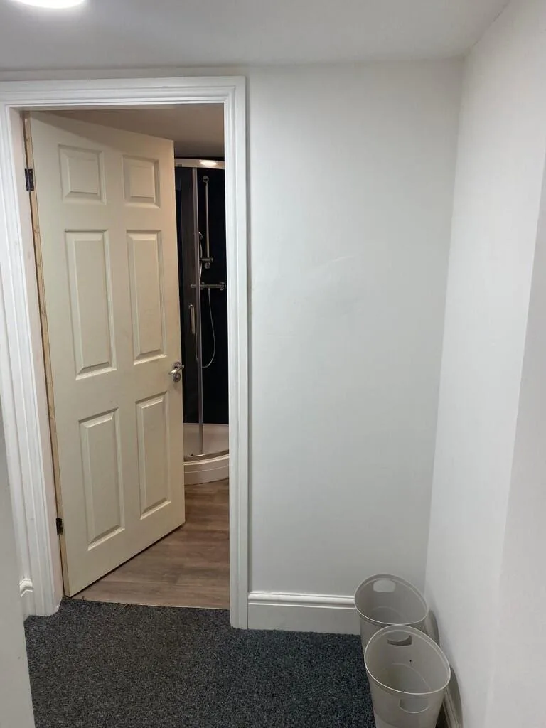 4 bedroom semi-detached house for rent