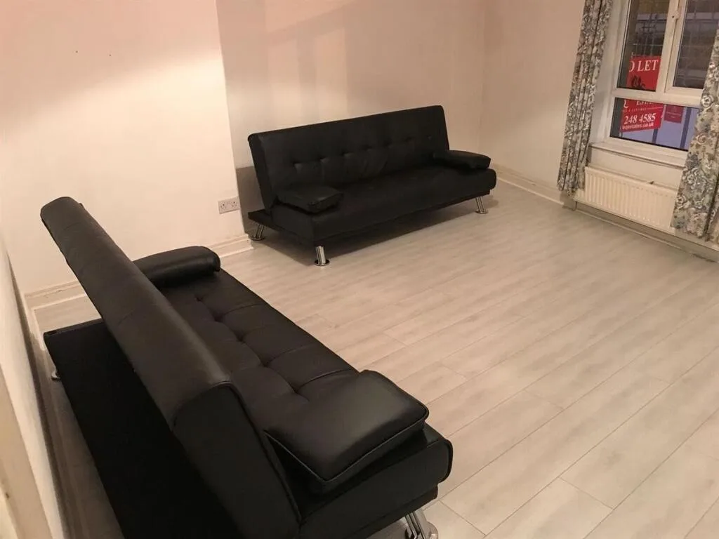 4 bedroom flat for rent