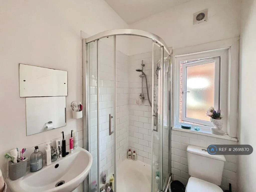 4 bedroom terraced house for rent