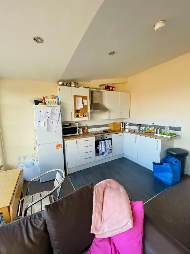 3 bedroom flat for rent