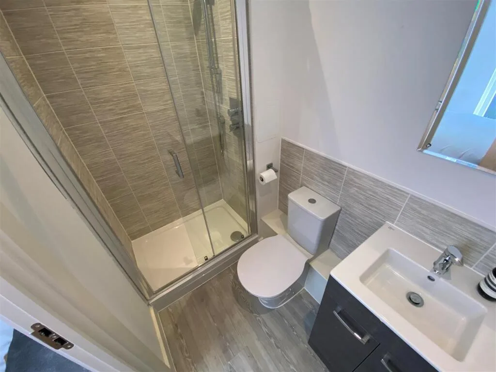 2 bedroom duplex for rent