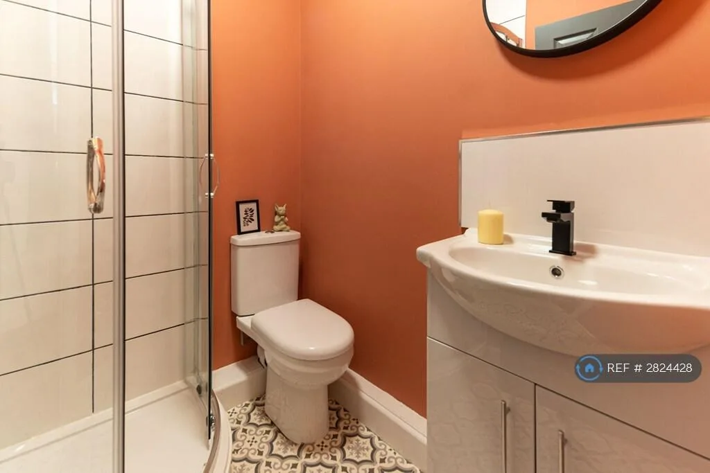 1 bedroom house share for rent