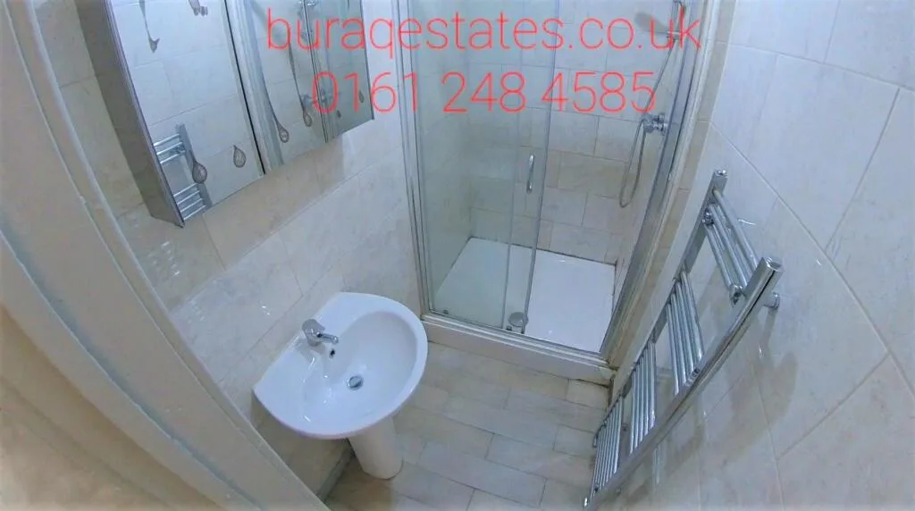 4 bedroom semi-detached house for rent