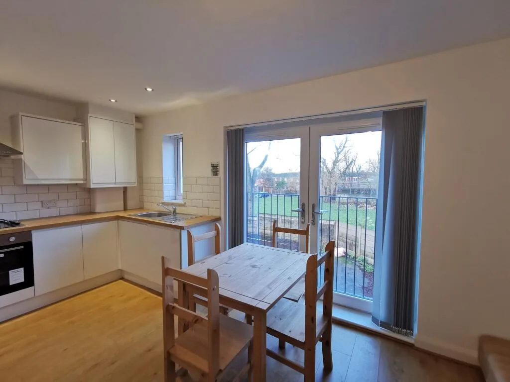 4 bedroom apartment for rent