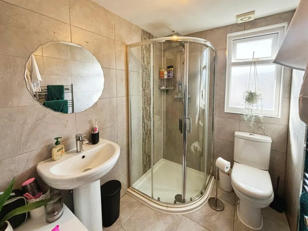 4 bedroom terraced house for rent