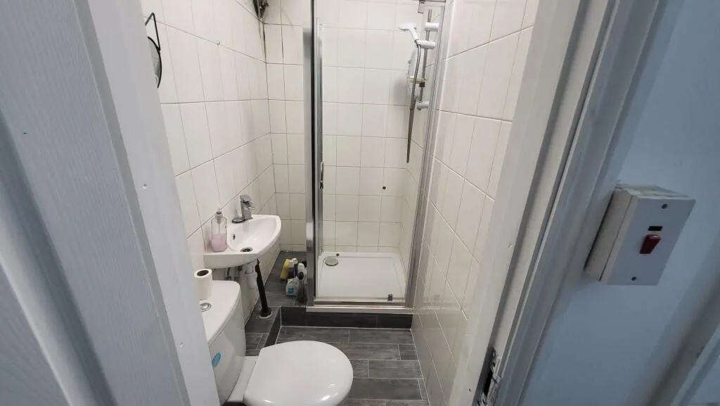 5 bedroom house for rent