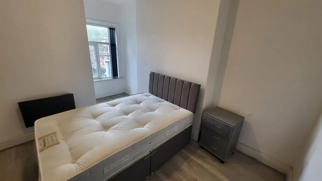 5 bedroom house for rent