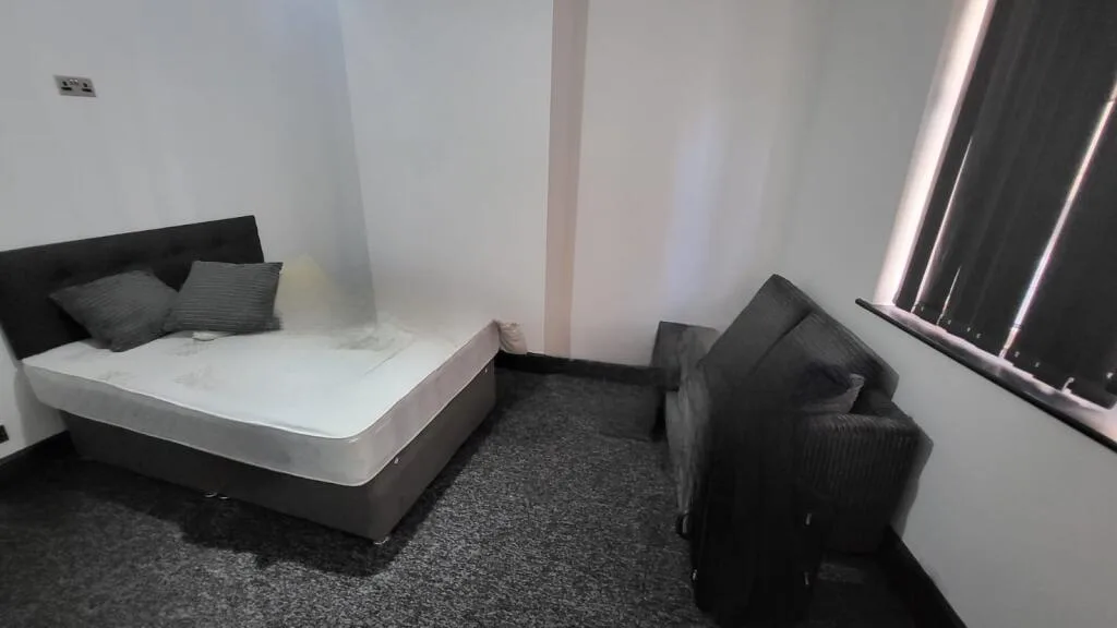 5 bedroom house for rent