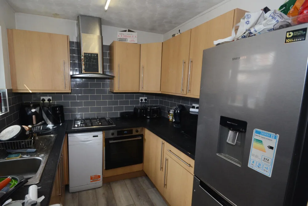 4 bedroom terraced house for rent