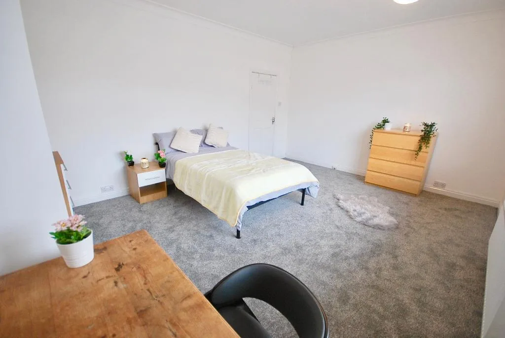 4 bedroom terraced house for rent