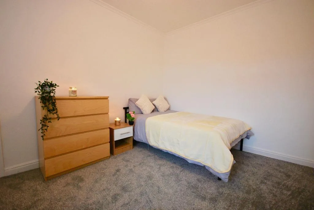 4 bedroom terraced house for rent