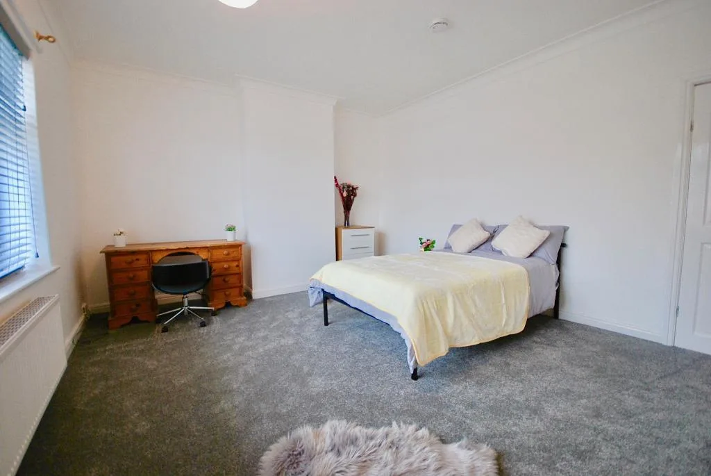 4 bedroom terraced house for rent