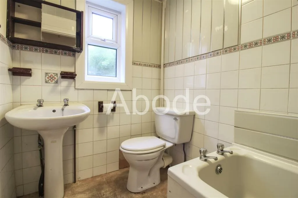 9 bedroom house for rent