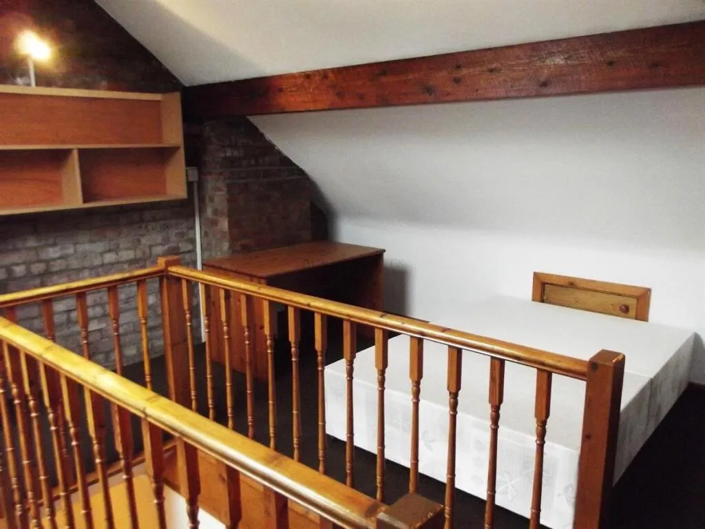 5 bedroom house for rent
