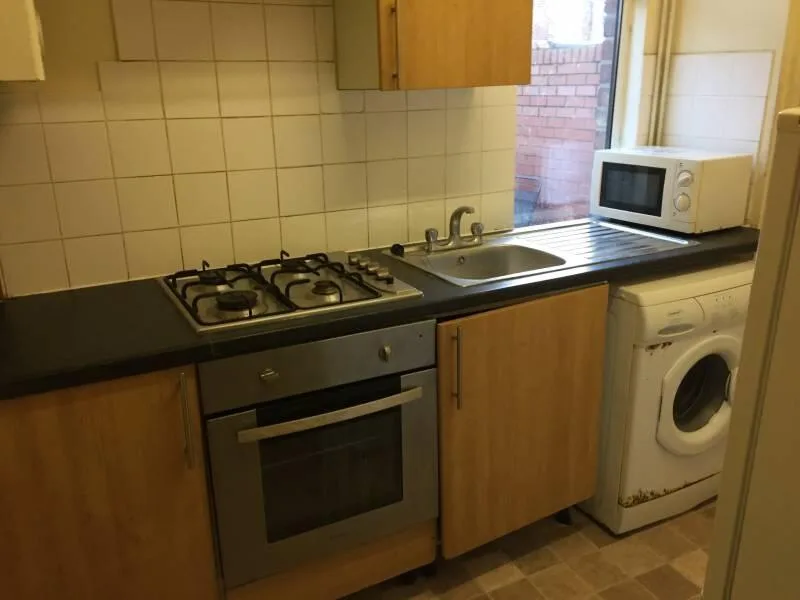 2 bedroom house for rent