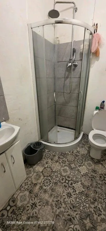 2 bedroom house for rent
