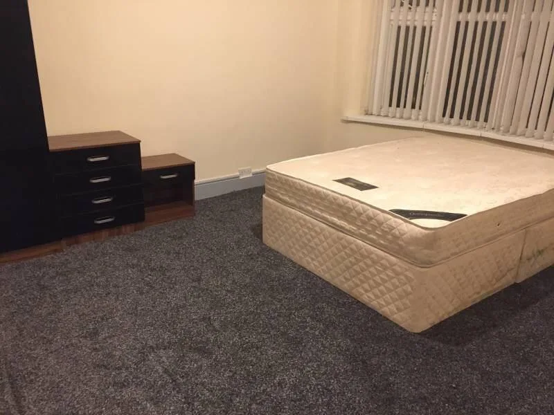2 bedroom house for rent
