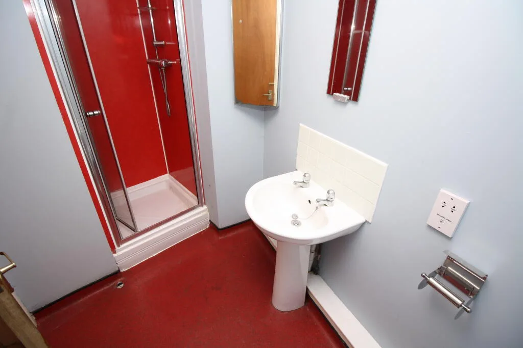 4 bedroom apartment for rent