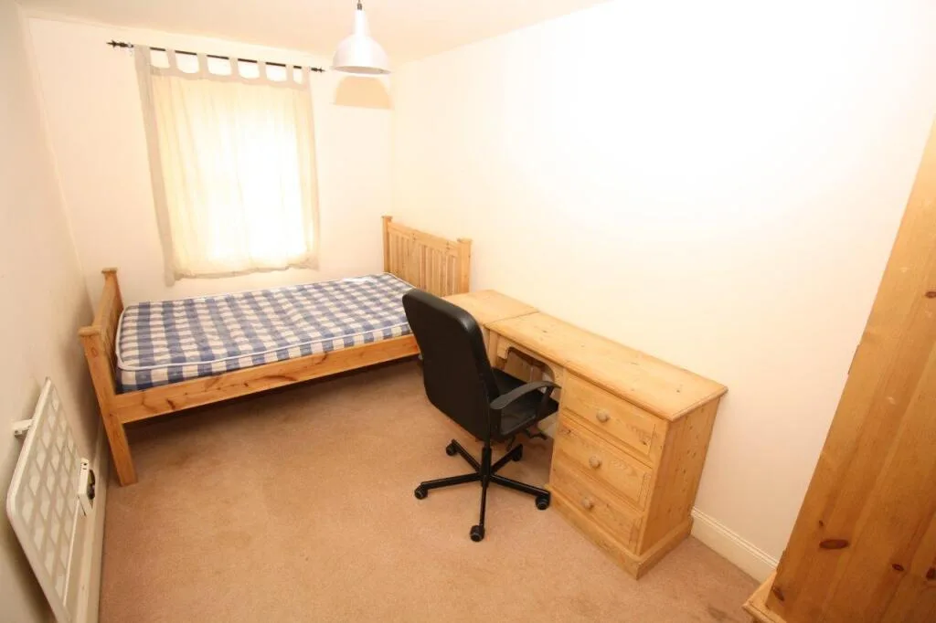4 bedroom flat for rent