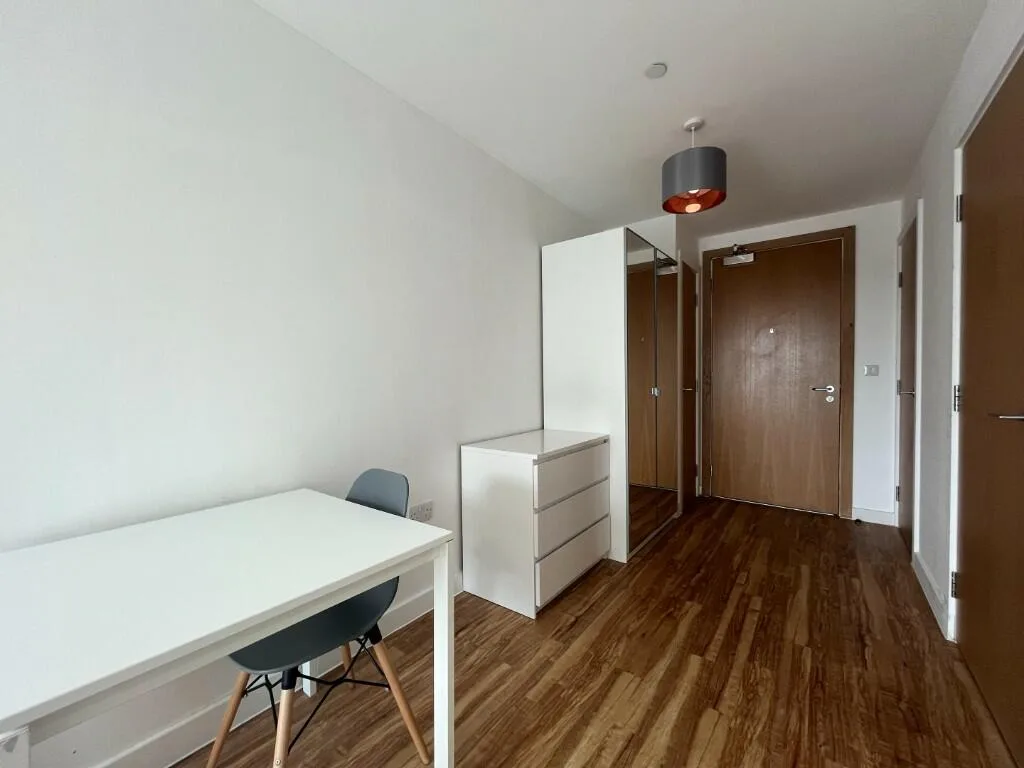 Studio flat for rent