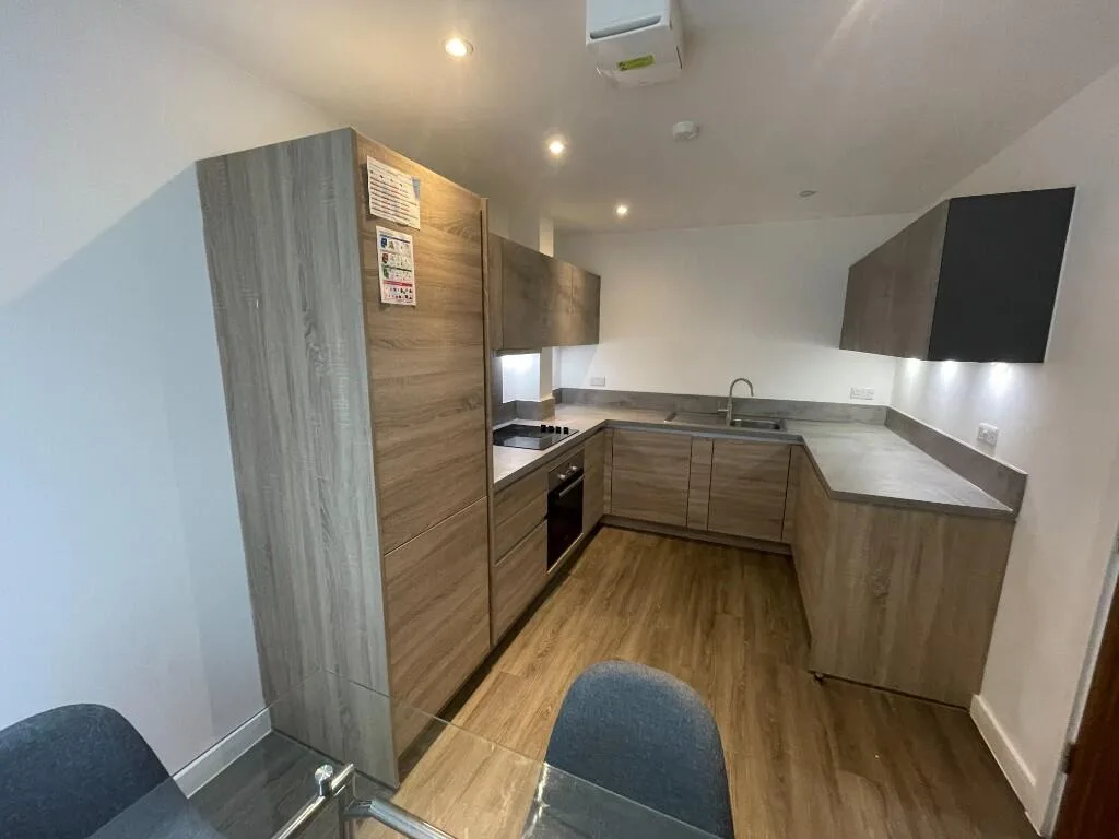 4 bedroom town house for rent
