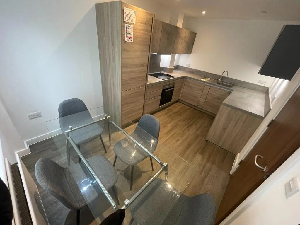4 bedroom town house for rent