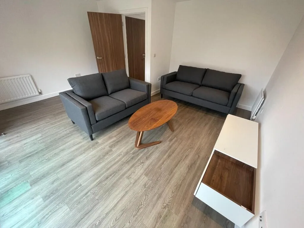 4 bedroom town house for rent
