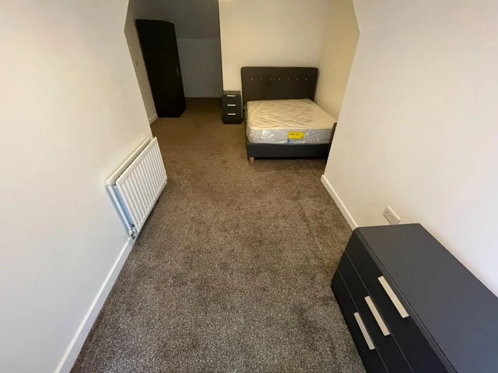 4 bedroom town house for rent