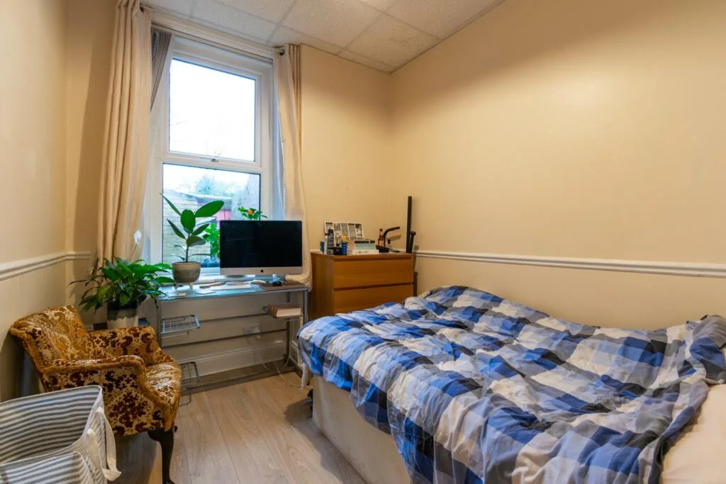 2 bedroom ground floor flat for rent