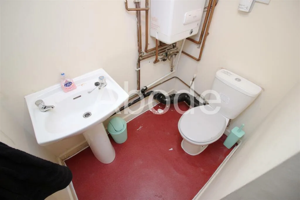 5 bedroom house for rent