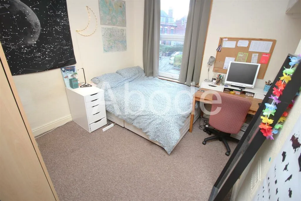 5 bedroom house for rent