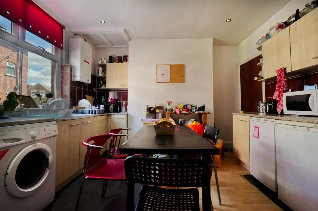 4 bedroom house for rent