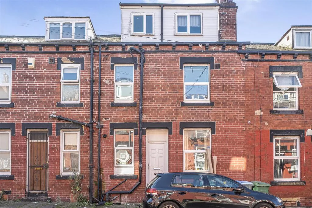 4 bedroom terraced house for rent