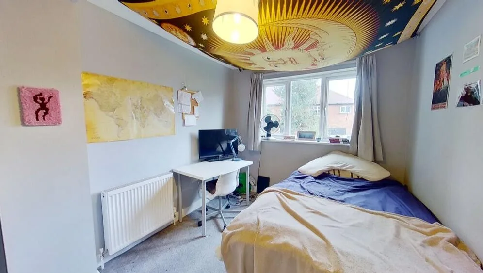 5 bedroom terraced house for rent