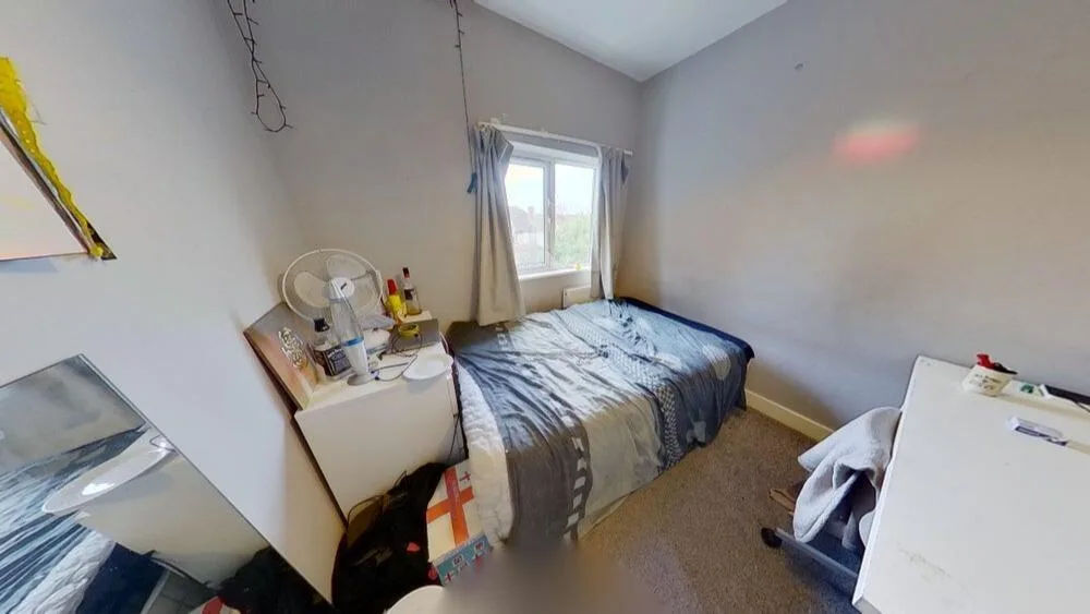 5 bedroom terraced house for rent