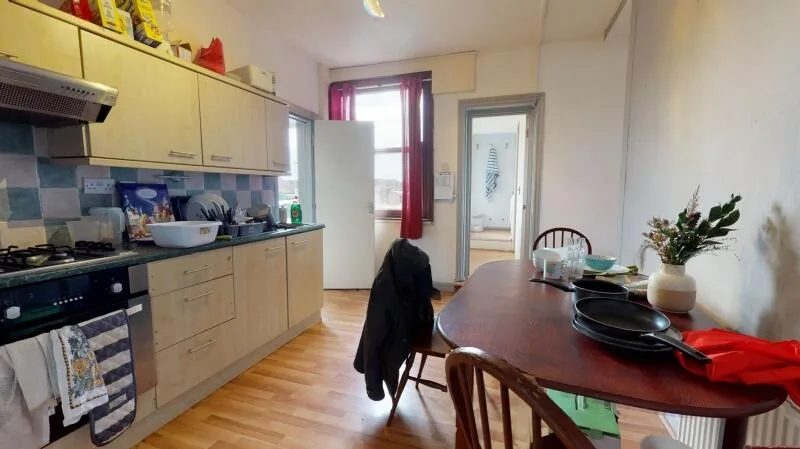 3 bedroom flat for rent