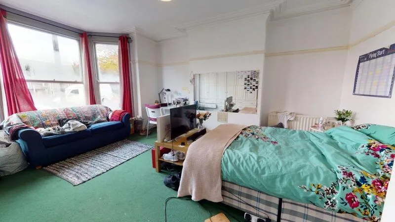 3 bedroom flat for rent