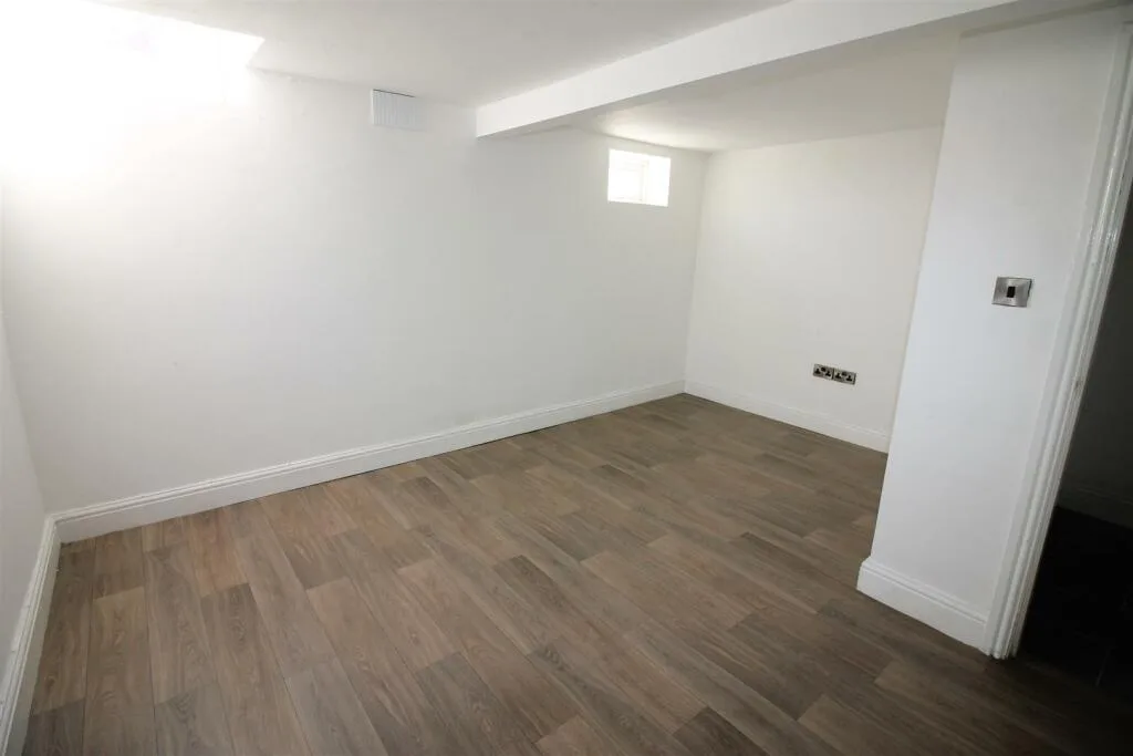 4 bedroom house for rent